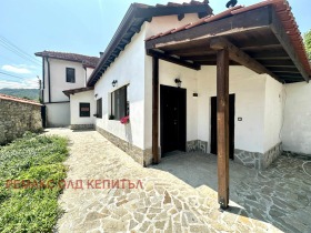 Casa Oreshak, regione Lovech