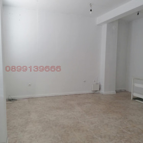 МАГАЗИН, 70 m2