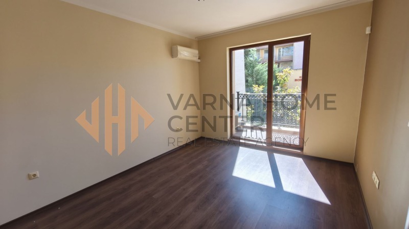 En venta  1 dormitorio Varna , k.k. Chayka , 78 metros cuadrados | 32370754 - imagen [2]