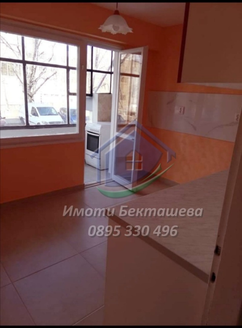 Продава 3-СТАЕН, гр. Русе, Здравец Изток, снимка 3 - Aпартаменти - 47689940