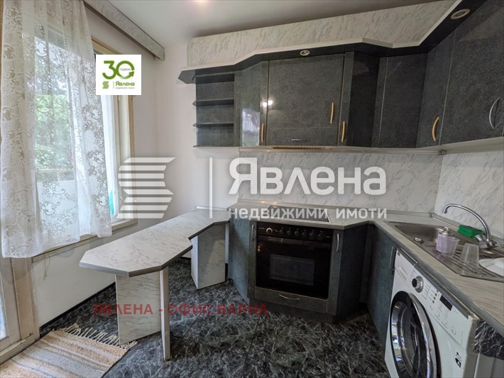 Продава 3-СТАЕН, гр. Варна, Лятно кино Тракия, снимка 3 - Апартаменти - 56203094