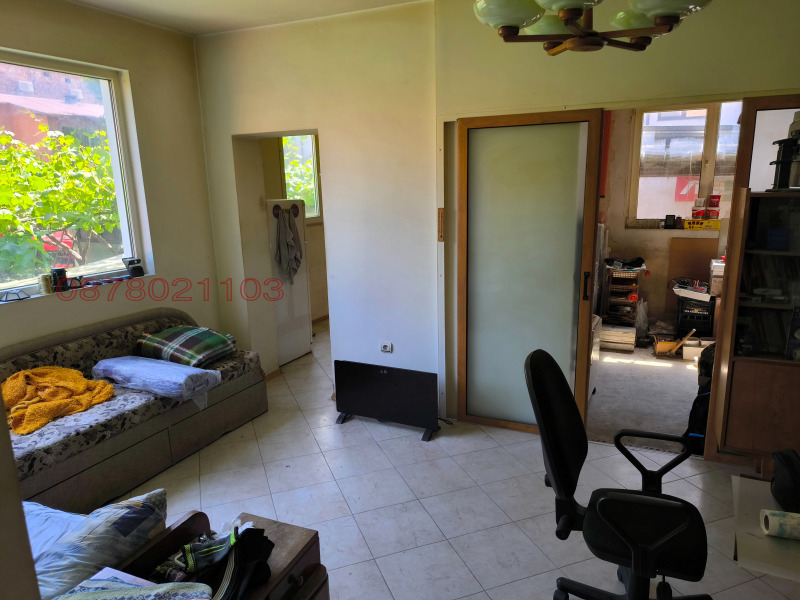 Na sprzedaż  Piętro domu Sofia , Nadeżda 2 , 103 mkw | 81060208 - obraz [11]