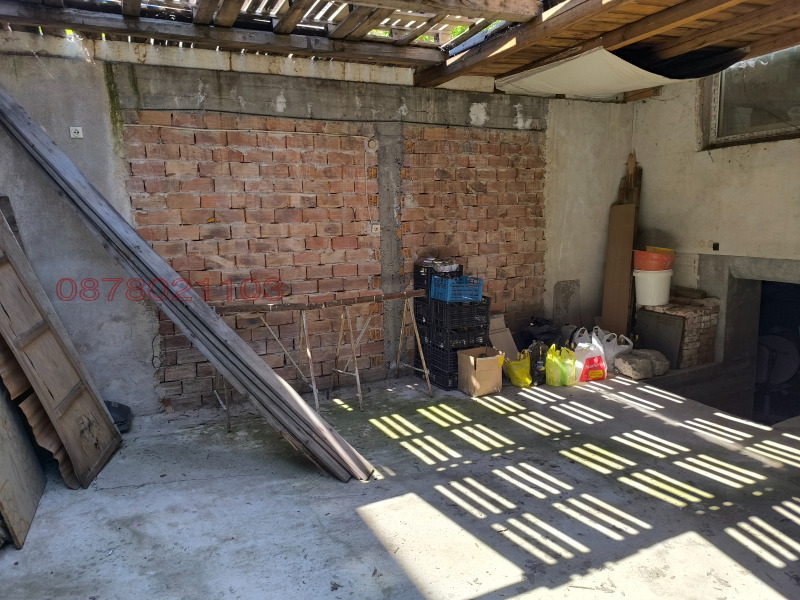 Na sprzedaż  Piętro domu Sofia , Nadeżda 2 , 103 mkw | 81060208 - obraz [3]
