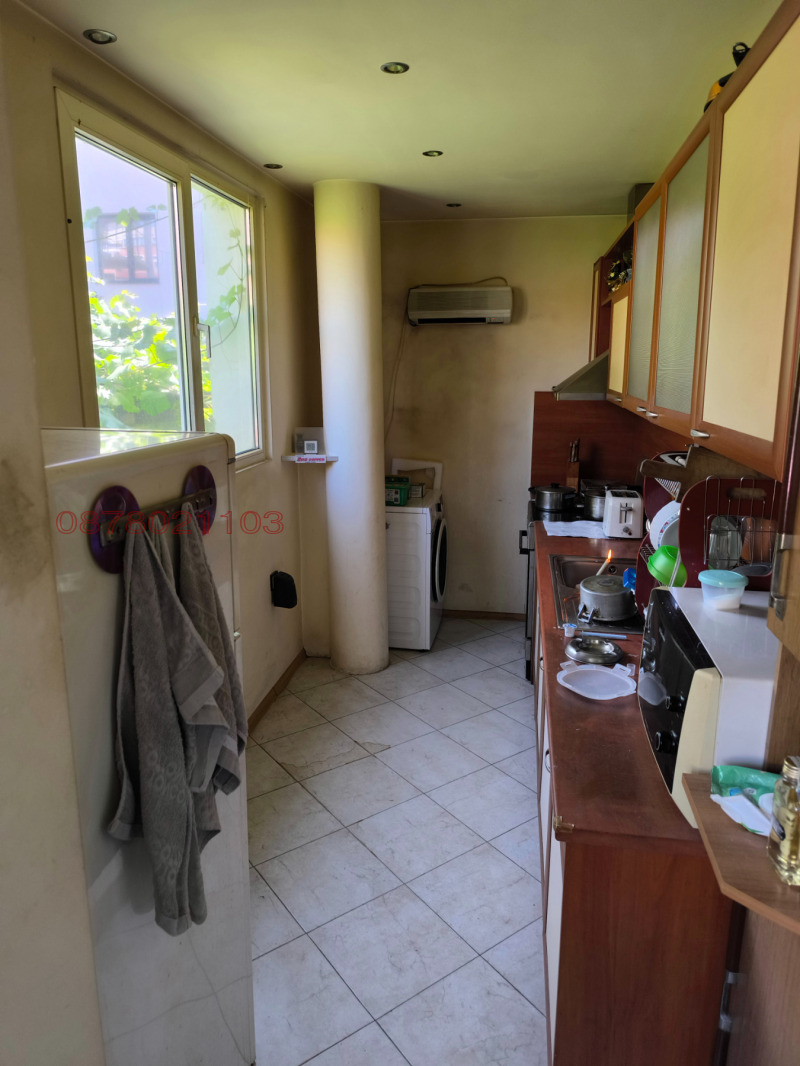Na sprzedaż  Piętro domu Sofia , Nadeżda 2 , 103 mkw | 81060208 - obraz [13]