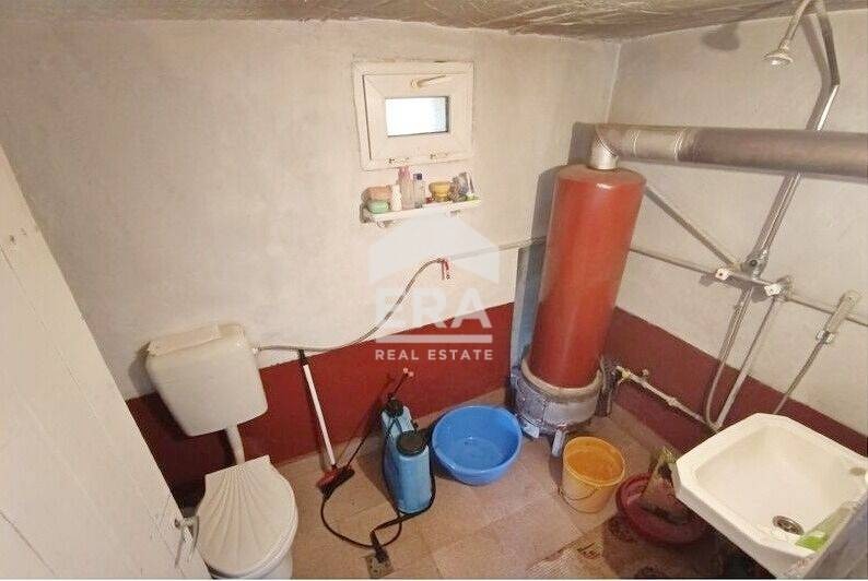 Продава КЪЩА, с. Лесичери, област Велико Търново, снимка 10 - Къщи - 53153810