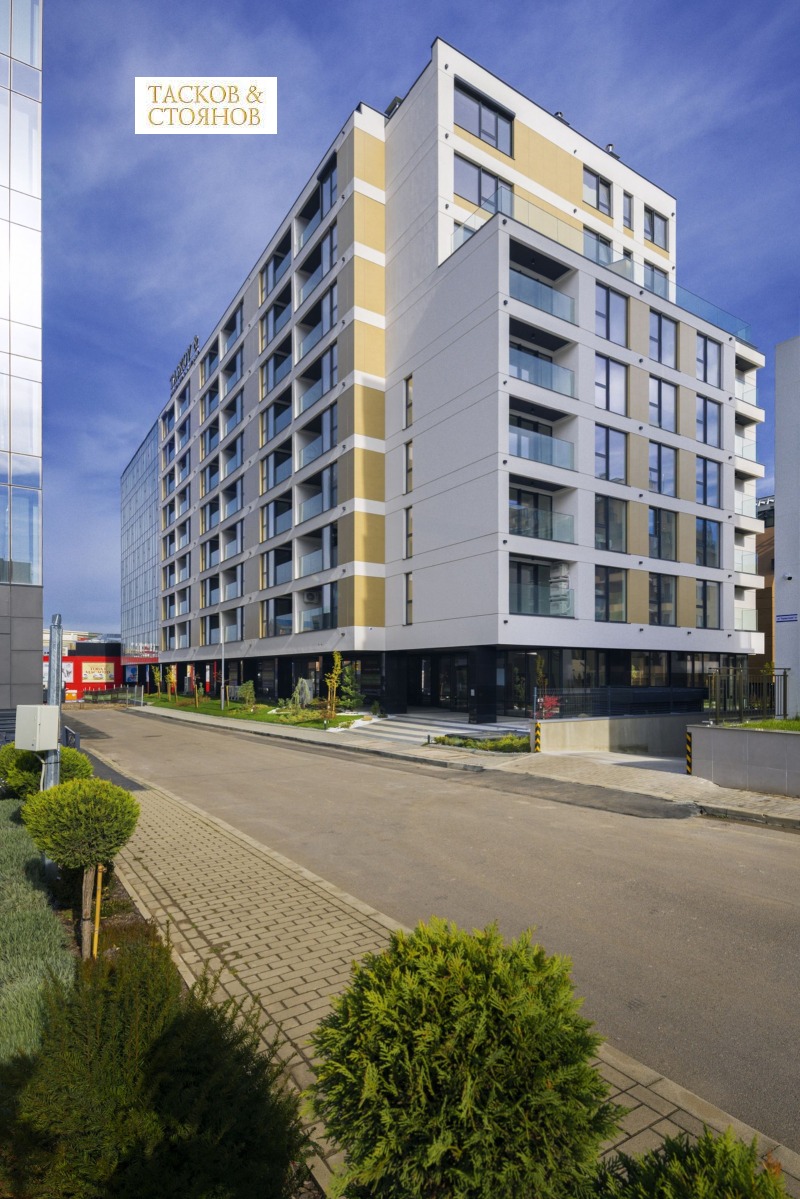 Продава МАГАЗИН, гр. София, Малинова долина, снимка 15 - Магазини - 38449713