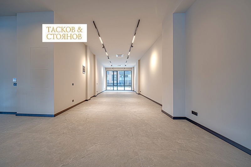 Продава МАГАЗИН, гр. София, Малинова долина, снимка 2 - Магазини - 38449713