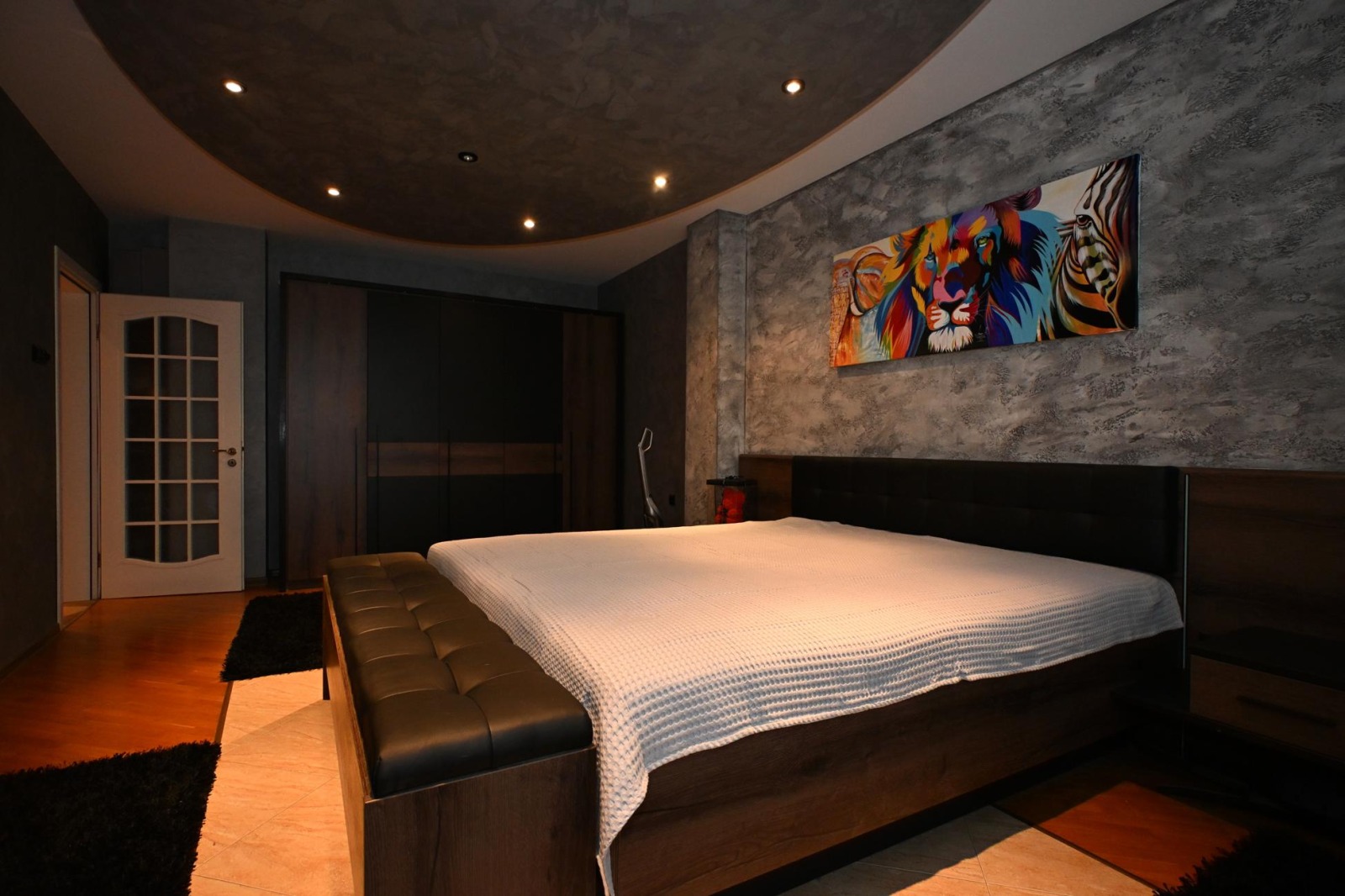 Продава 3-СТАЕН, гр. Перник, Център, снимка 2 - Апартаменти - 53896608