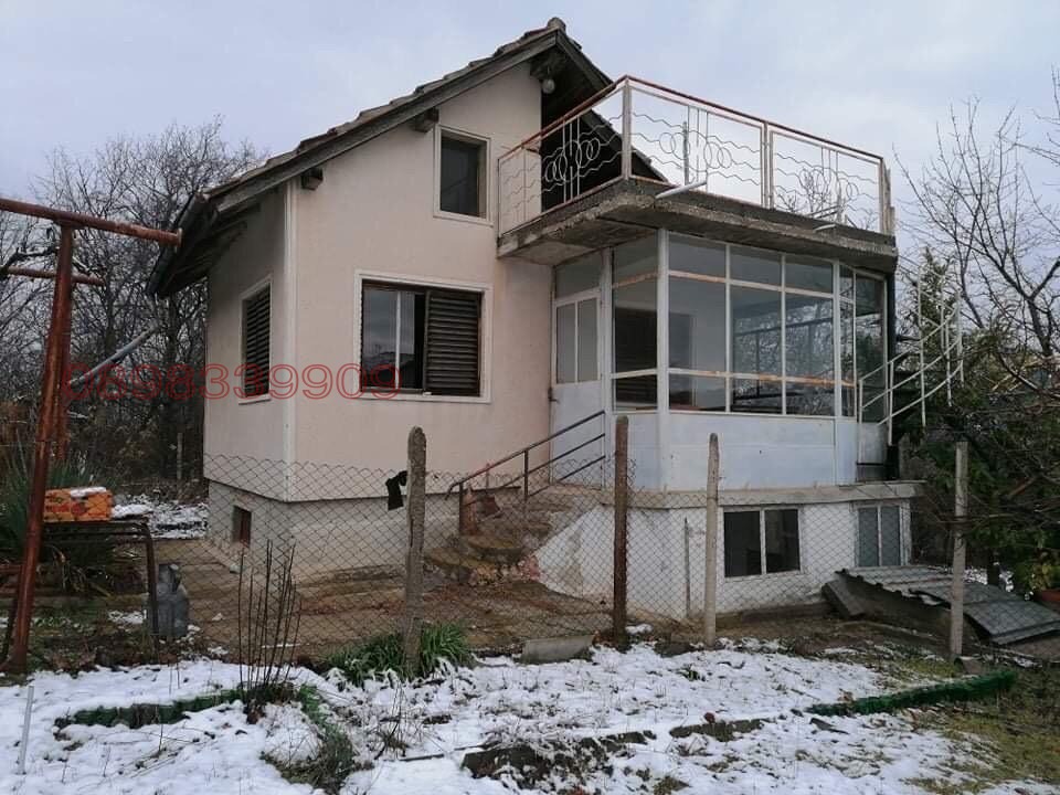 Продава ВИЛА, гр. Варна, м-т Боровец - север