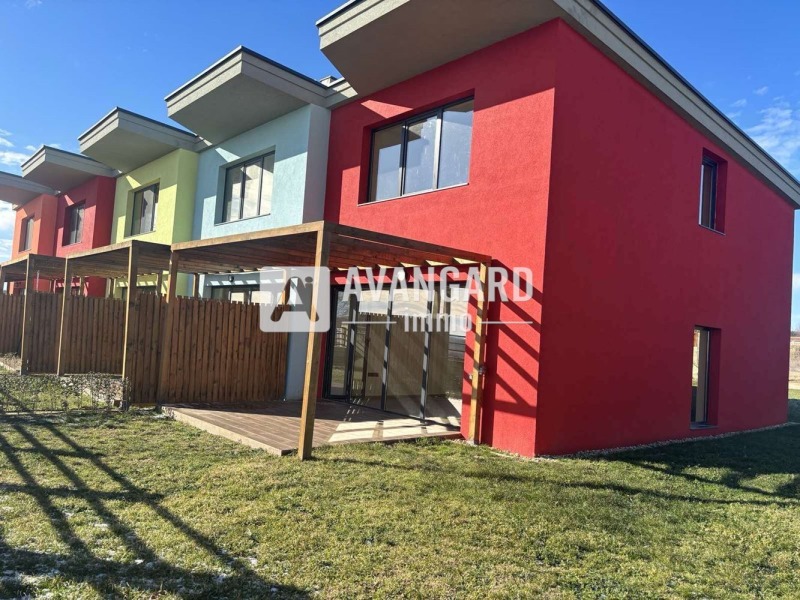 Продава КЪЩА в област Варна, с. Бенковски - 114 кв.м / 140 000 € » 273 816.20 лв., АВАНГАРД ИМО