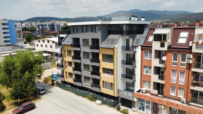 Продава  3-стаен област Пазарджик , гр. Панагюрище , 105 кв.м | 72601419 - изображение [2]