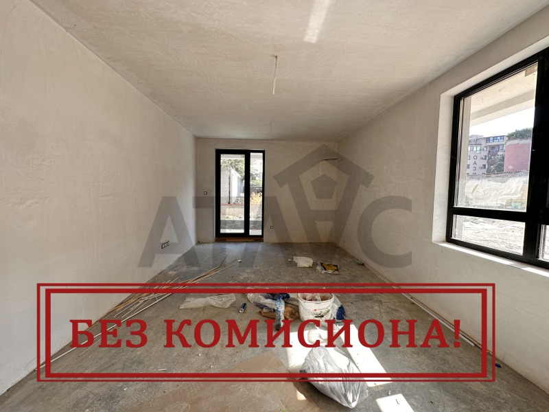 In vendita  2 camere da letto Plovdiv , Hristo Smirnenski , 124 mq | 79812605