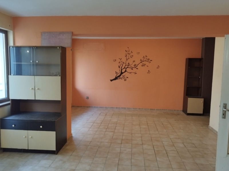 Продава  3-стаен град Варна , Зимно кино Тракия , 106 кв.м | 80760456 - изображение [2]