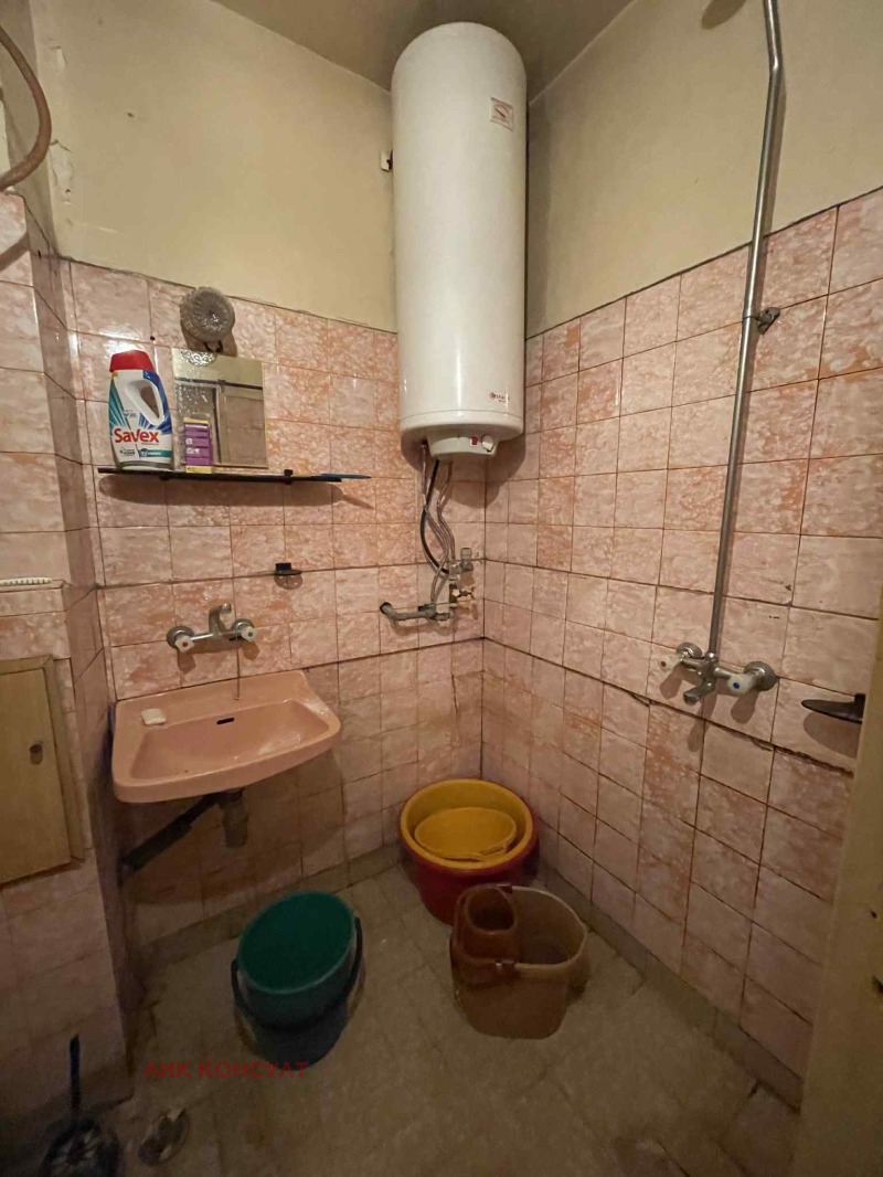 Продава  3-стаен град Търговище , Вароша , 70 кв.м | 85474602 - изображение [10]