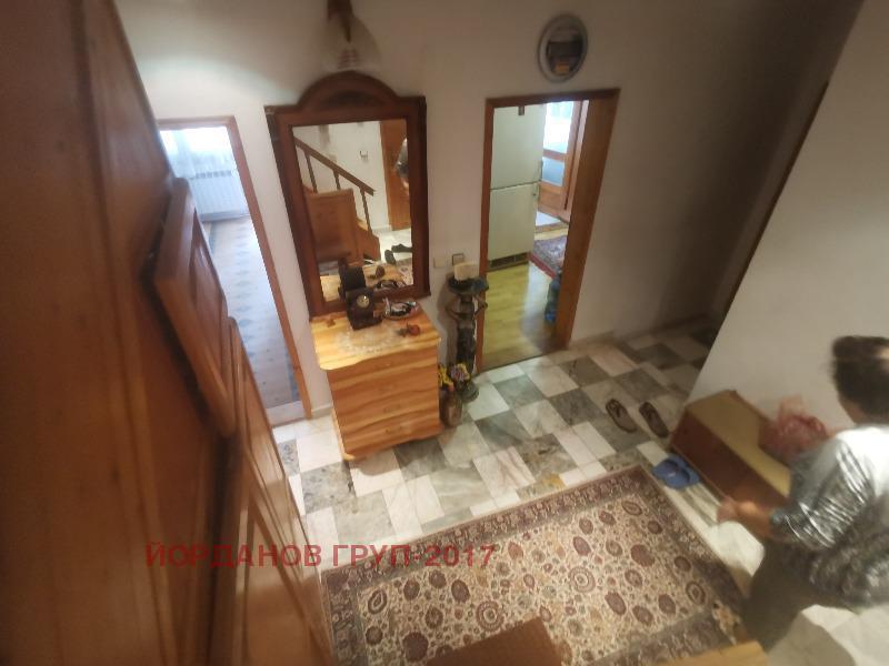 In vendita  Maisonette Dobrich , Tsentar , 140 mq | 92088092 - Immagine [2]