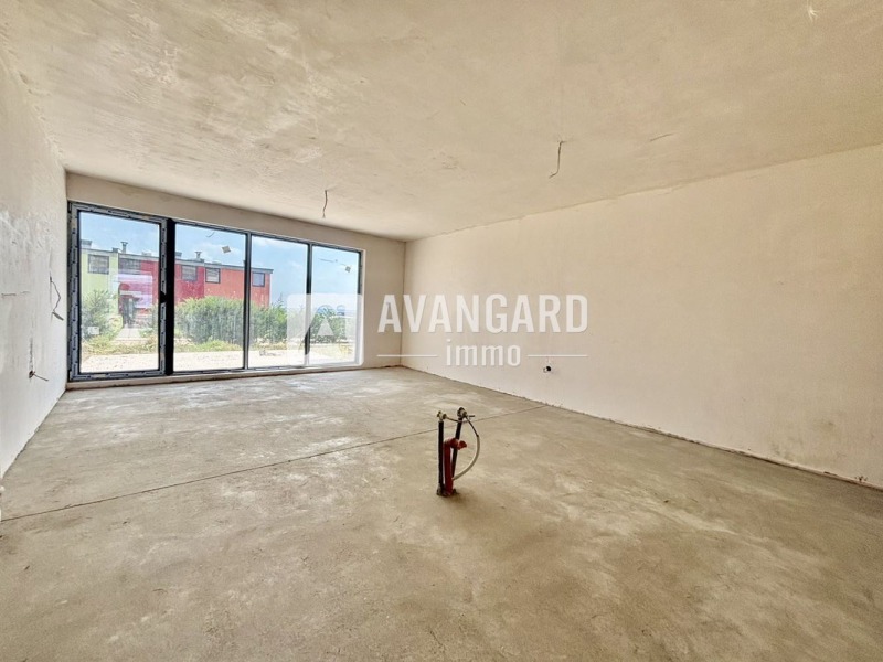 Продава КЪЩА, с. Бенковски, област Варна, снимка 2 - Къщи - 52820323