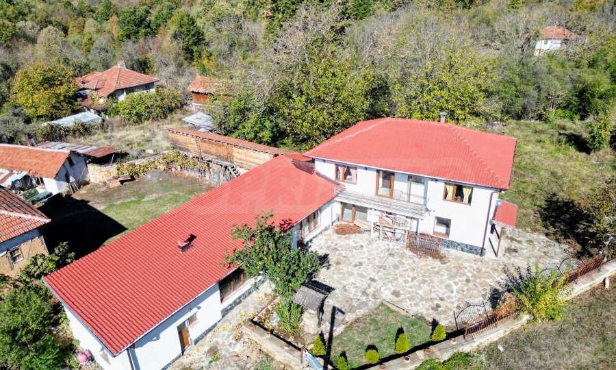 Продава КЪЩА, с. Старо село, област Ловеч