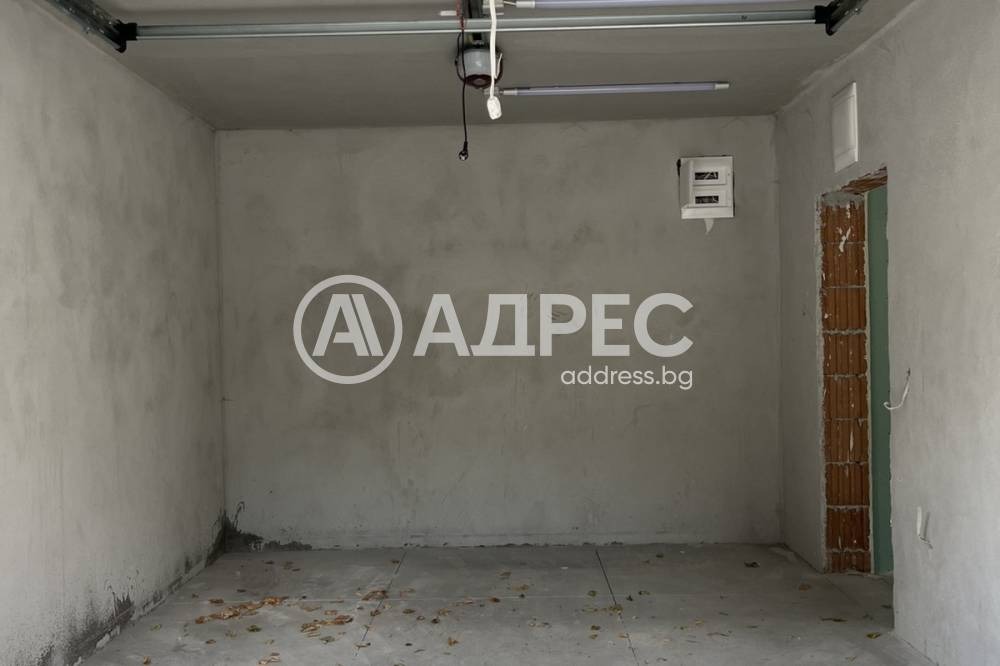 Продава ГАРАЖ, ПАРКОМЯСТО, гр. София, Банишора, снимка 7 - Гаражи и паркоместа - 56305059