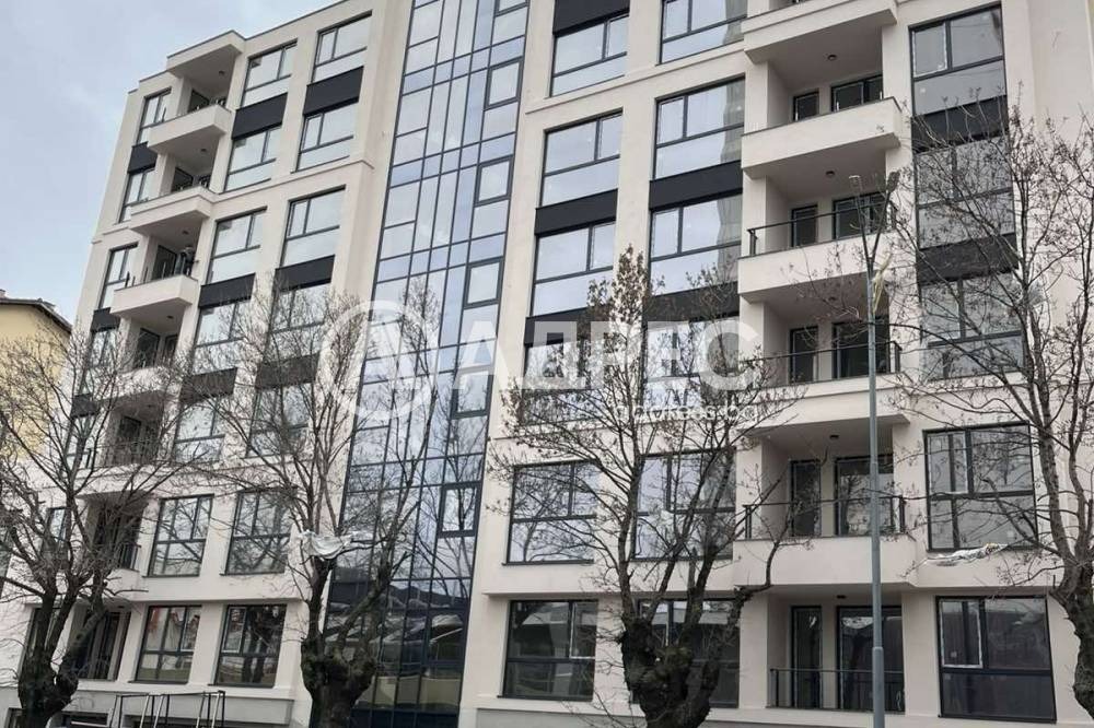 Продава ГАРАЖ, ПАРКОМЯСТО, гр. София, Банишора, снимка 10 - Гаражи и паркоместа - 56305059