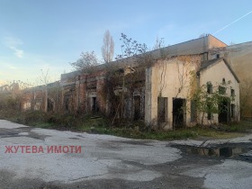 Budynek przemysłowy Karlowo, region Płowdiw
