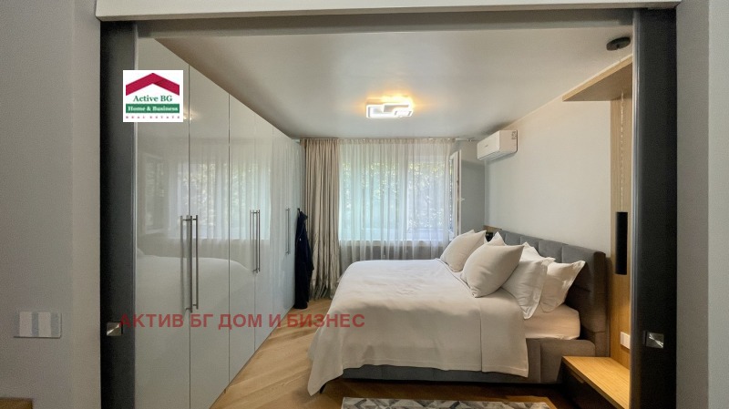 Na prodej  2 ložnice Sofia , Centar , 110 m2 | 66913446 - obraz [13]