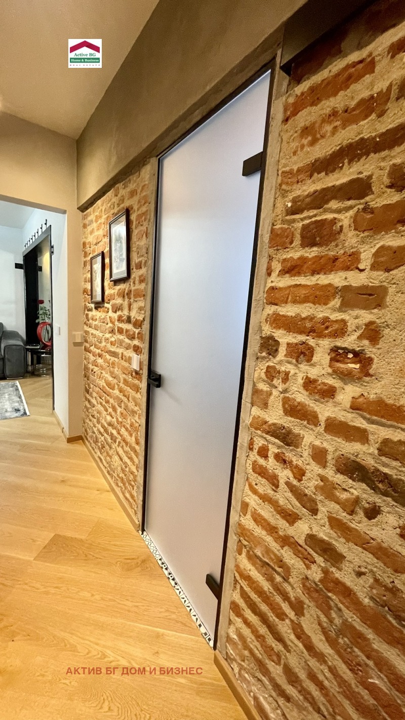 Na prodej  2 ložnice Sofia , Centar , 110 m2 | 66913446 - obraz [7]