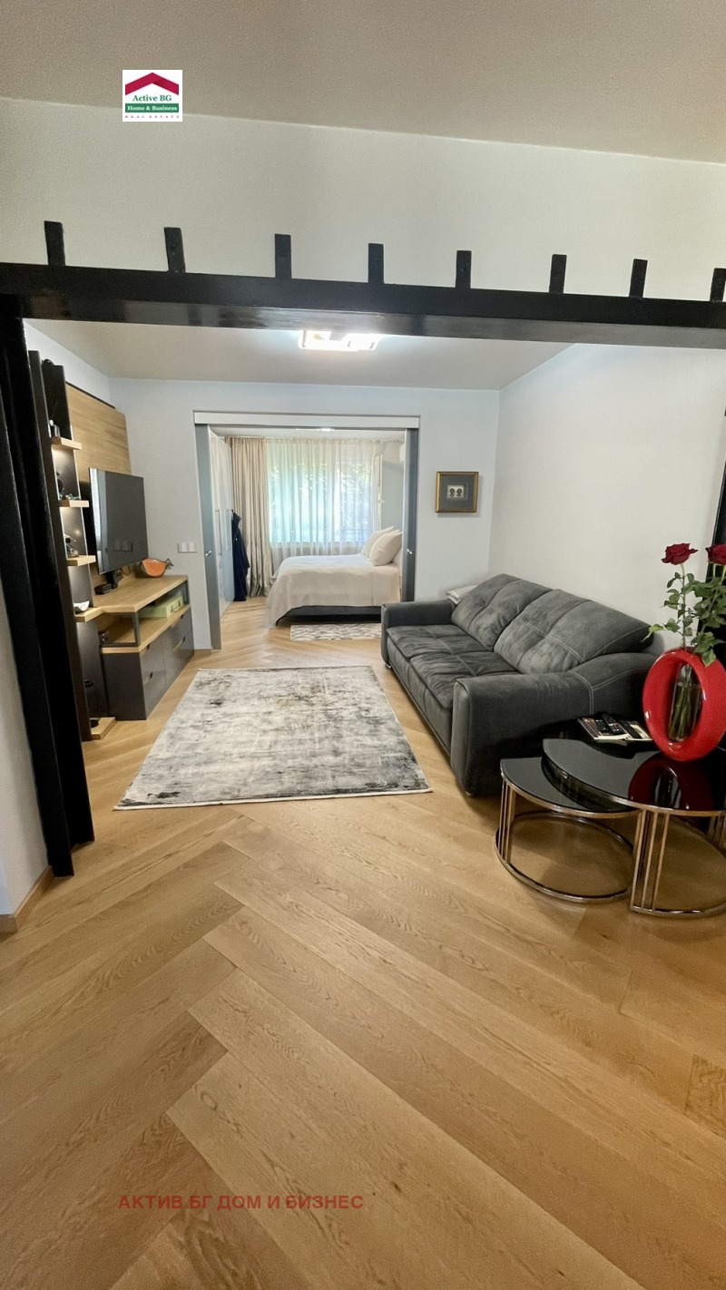 Na prodej  2 ložnice Sofia , Centar , 110 m2 | 66913446 - obraz [11]