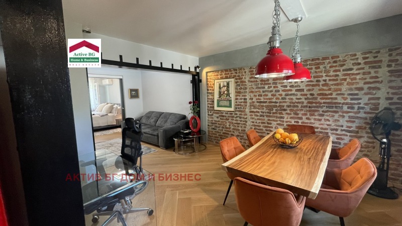 Na prodej  2 ložnice Sofia , Centar , 110 m2 | 66913446