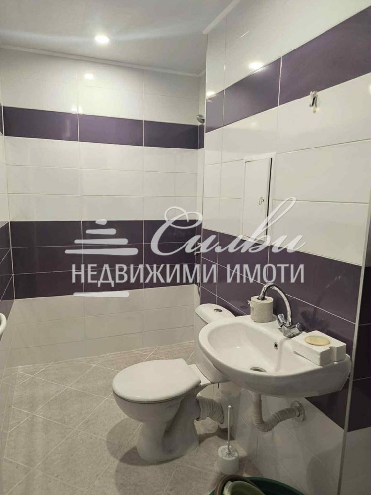 Продава  2-стаен град Шумен , 5-ти полк , 75 кв.м | 77129787 - изображение [9]