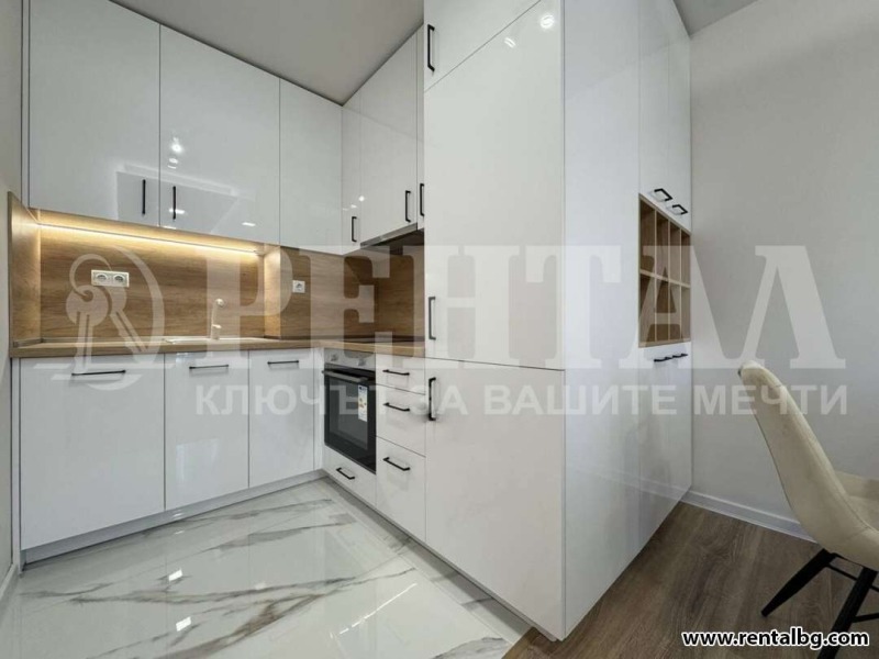 Продава 2-СТАЕН, гр. Пловдив, Остромила, снимка 3 - Апартаменти - 52704406