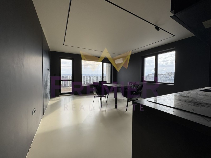 Продава 3-СТАЕН, гр. Варна, Център, снимка 2 - Апартаменти - 53020315