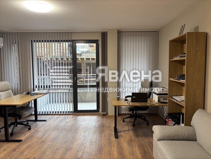 Продава 3-СТАЕН, гр. Пловдив, Център, снимка 6 - Апартаменти - 54598930
