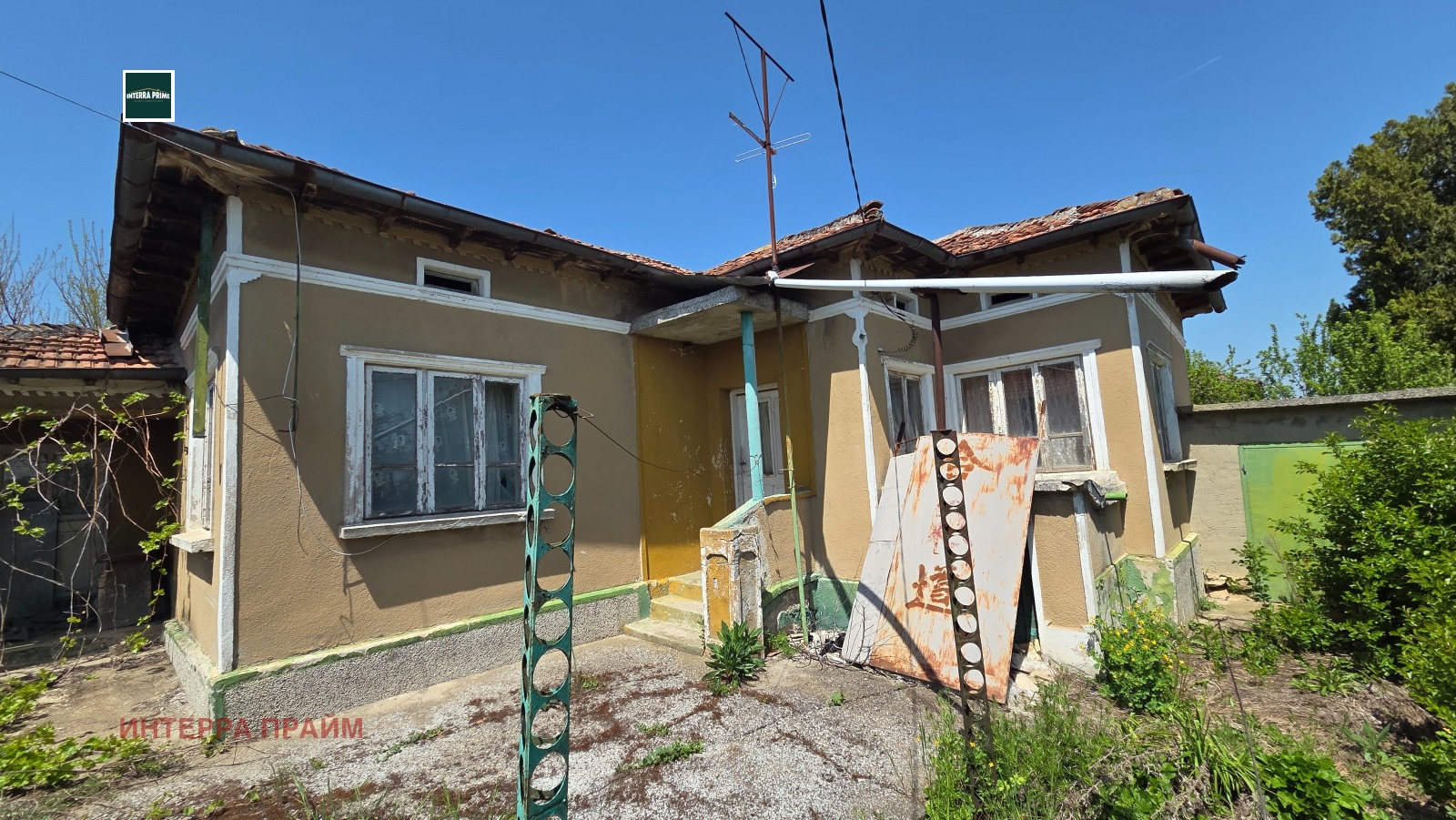 Продава КЪЩА, с. Овчарово, област Добрич