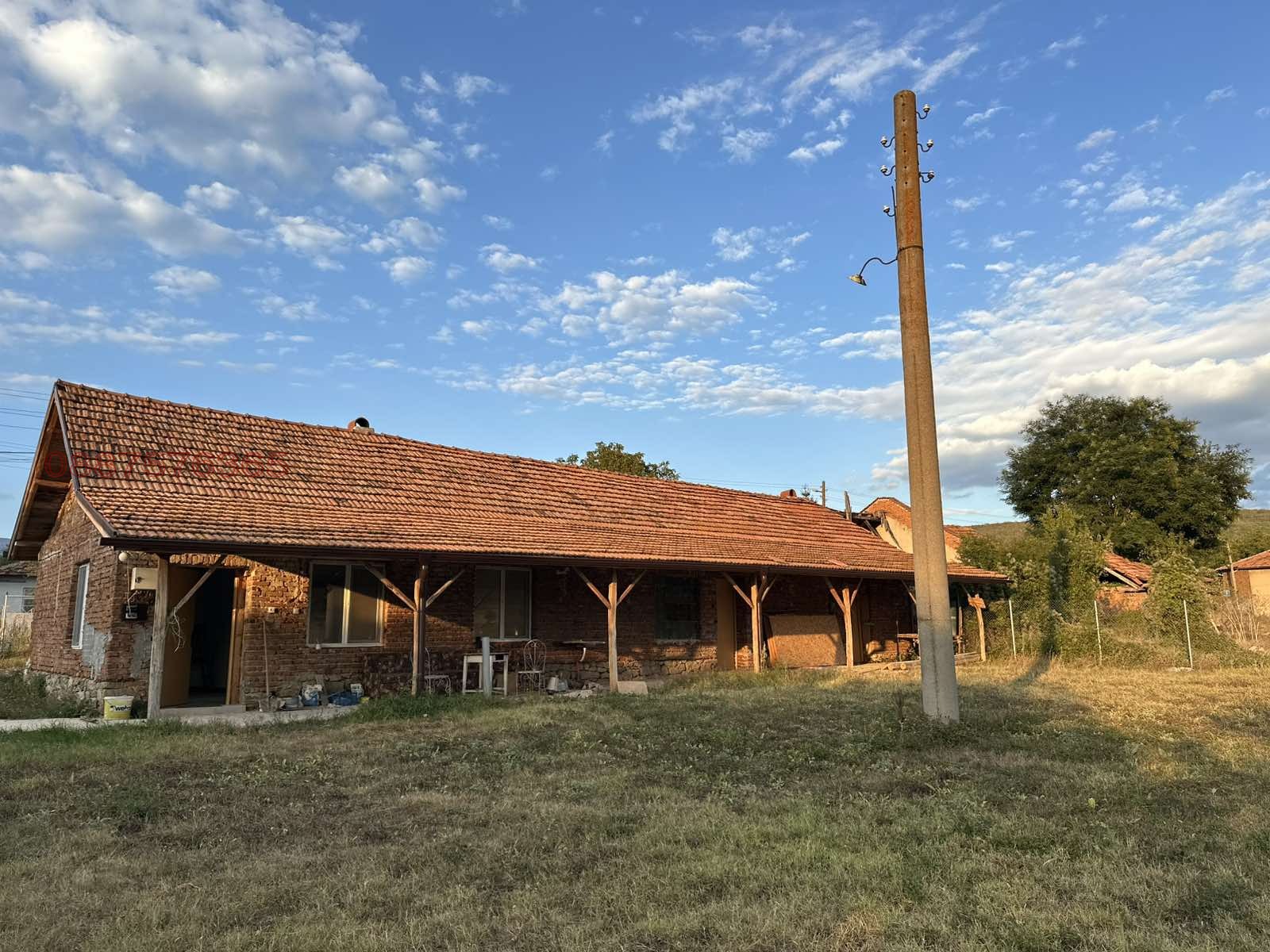 Продава КЪЩА, с. Бенковски, област София област