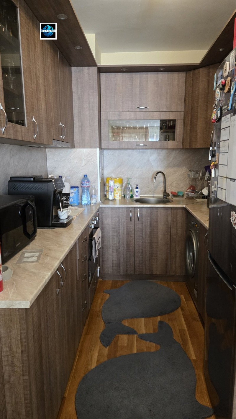 Продава 2-СТАЕН в град София, Младост 3 - 75 кв.м / 205 000 € » 400 945.15 лв., ПОЛЮСИ