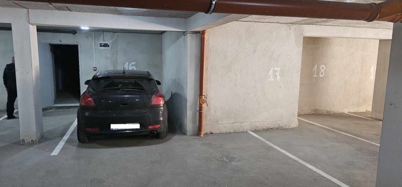 Продава ПАРКОМЯСТО в град Кърджали, Възрожденци - 25 кв.м / 17 895.22 € » 35 000 лв., ТБС БГПРОПЪРТИС