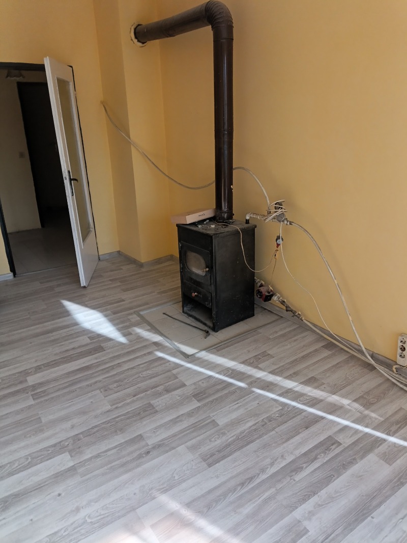 Myytävänä  1 makuuhuone Razgrad , Orel , 74 neliömetriä | 99060616 - kuva [2]