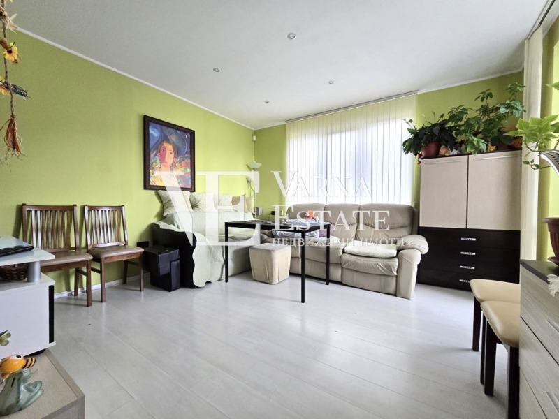 Продава  2-стаен град Варна , Изгрев , 67 кв.м | 62448341 - изображение [2]
