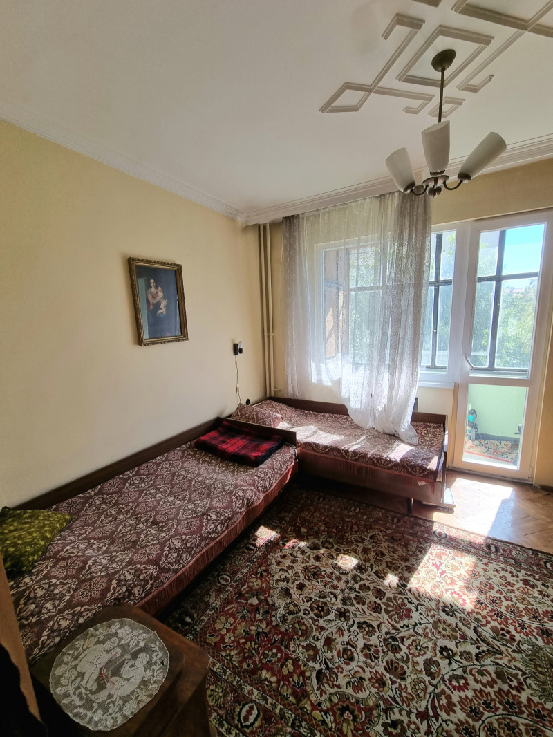 Продава  3-стаен град София , Борово , 80 кв.м | 80024063 - изображение [2]