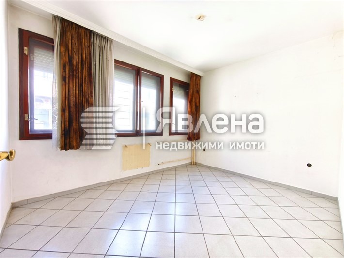 Продава 3-СТАЕН, гр. Пловдив, Център, снимка 8 - Апартаменти - 55945991