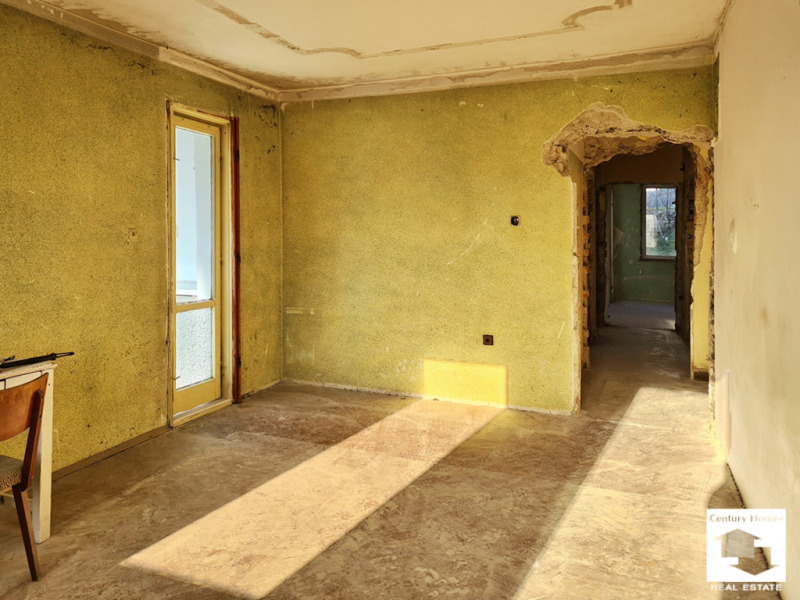 Продава МНОГОСТАЕН, гр. Велико Търново, Акация, снимка 5 - Апартаменти - 52928599