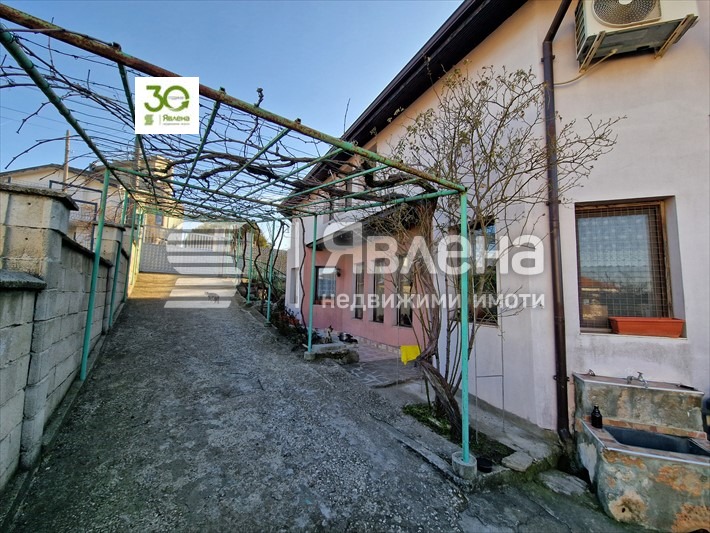 Продава КЪЩА, гр. Варна, с. Звездица, снимка 3 - Къщи - 53921182