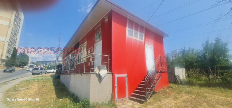 Продава  Магазин град Варна , Младост 2 , 120 кв.м | 97094911 - изображение [2]