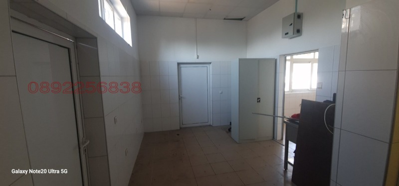 Продава  Магазин град Варна , Младост 2 , 120 кв.м | 97094911 - изображение [13]
