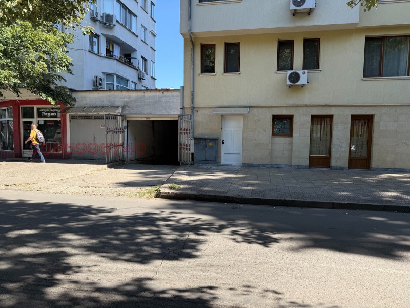 Продава ГАРАЖ, ПАРКОМЯСТО, гр. Стара Загора, Център, снимка 2 - Гаражи и паркоместа - 52676633