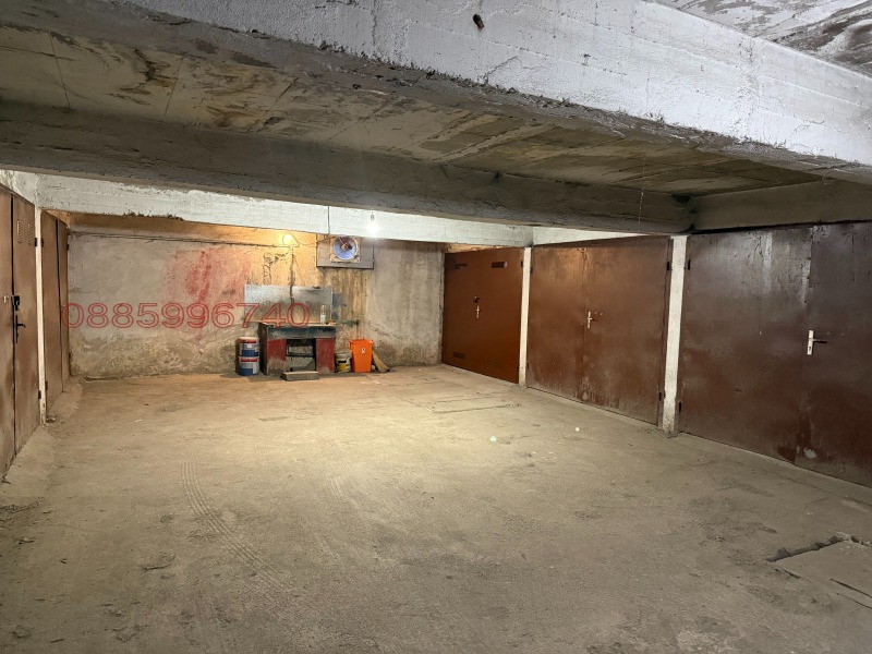 Продава ГАРАЖ, ПАРКОМЯСТО, гр. Стара Загора, Център, снимка 3 - Гаражи и паркоместа - 52676633