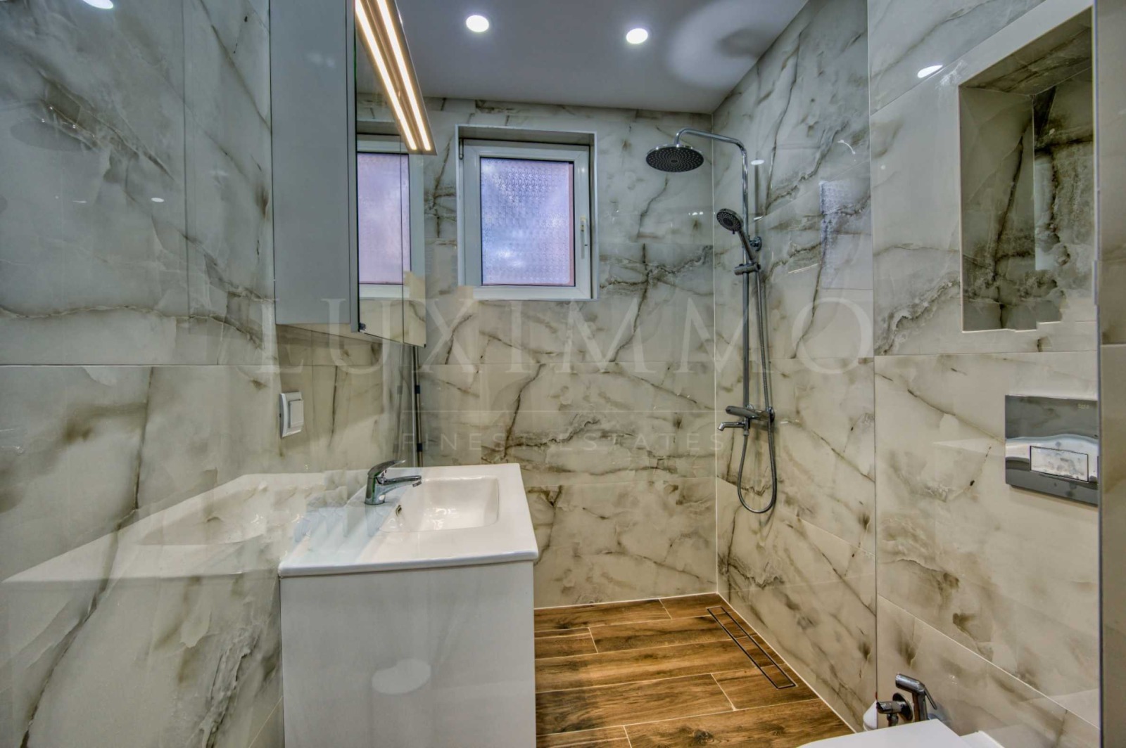 Продава 4-СТАЕН, гр. София, Гоце Делчев, снимка 14 - Апартаменти - 54281396