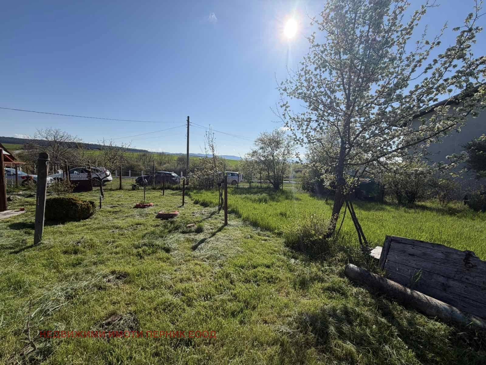 Продава ПАРЦЕЛ, с. Садовик, област Перник, снимка 3 - Парцели - 54298329