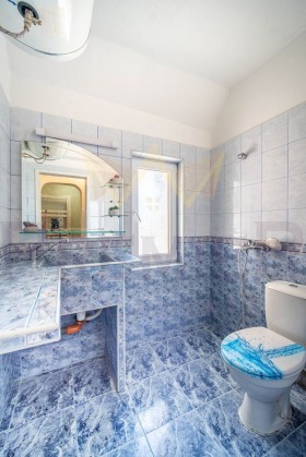 1 quarto Vazrajdane 1, Varna 15