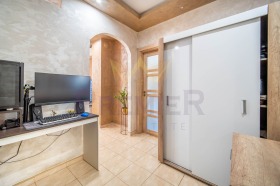 1 quarto Vazrajdane 1, Varna 5